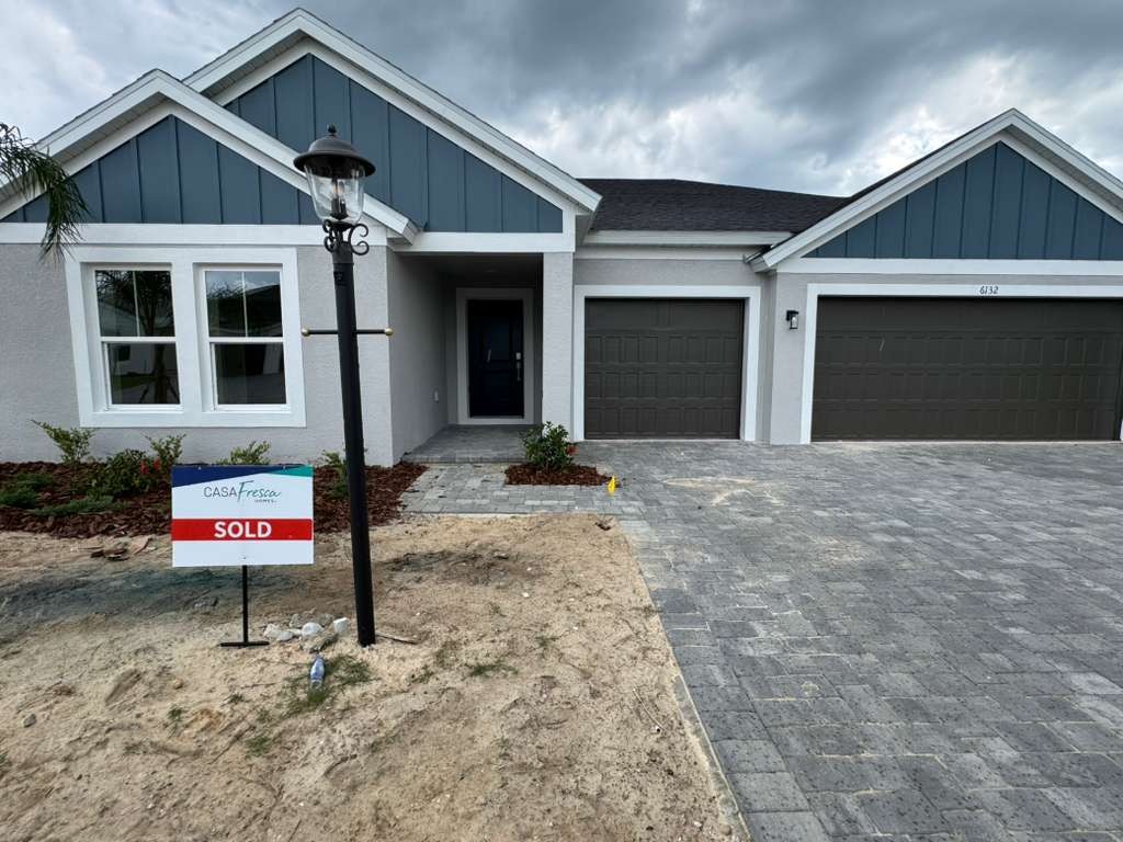 Pintura exterior premium de casa unifamiliar en Orlando